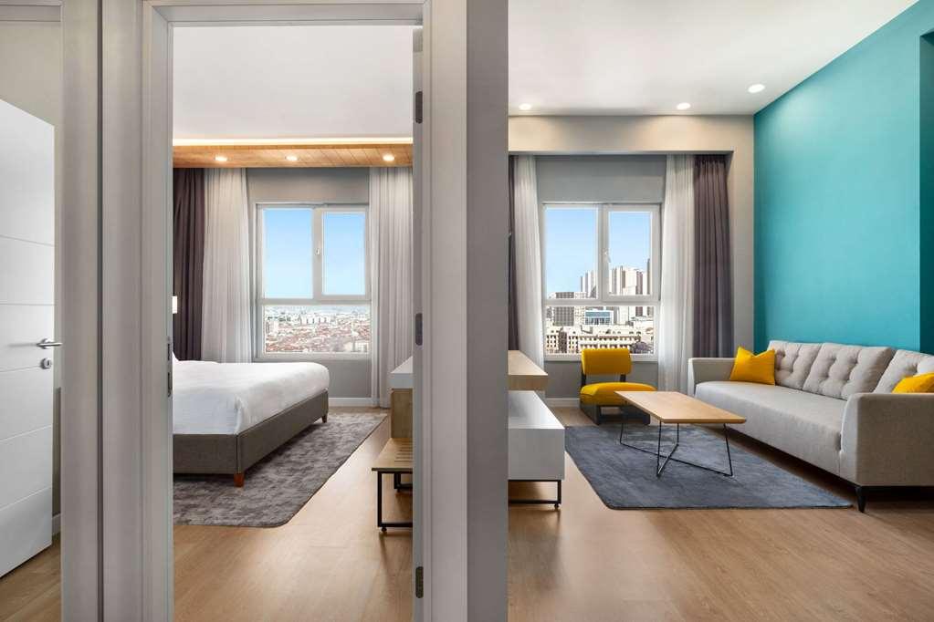 Days Inn & Suites By Wyndham Esenyurt Istanbul Rom bilde